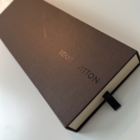 Brand New! WOVEN Louis Vuitton silk tie in original box and wrapping! New item! - Picture 12 of 13